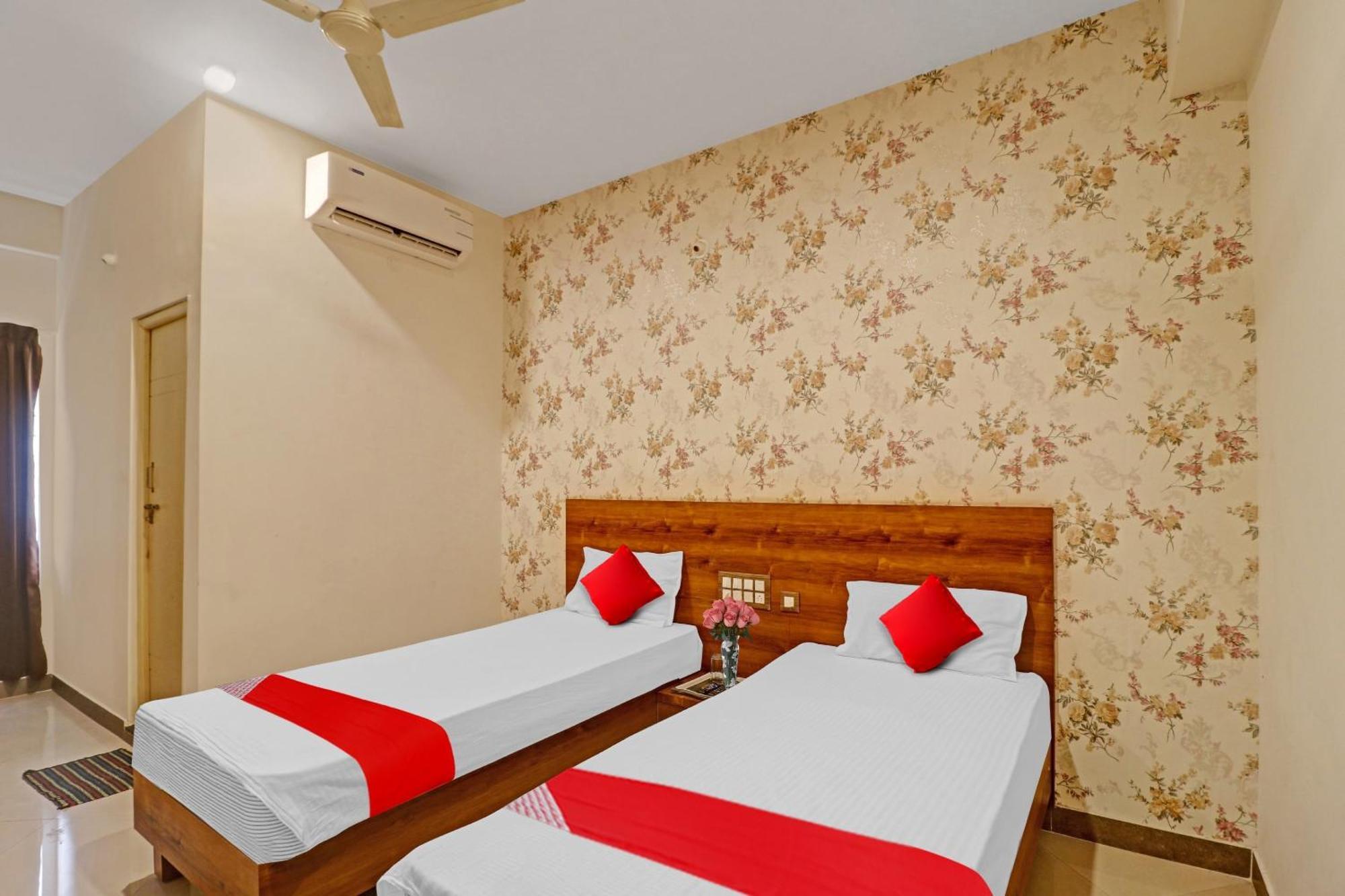 Hotel O Formula Vanivilasa Puram エクステリア 写真