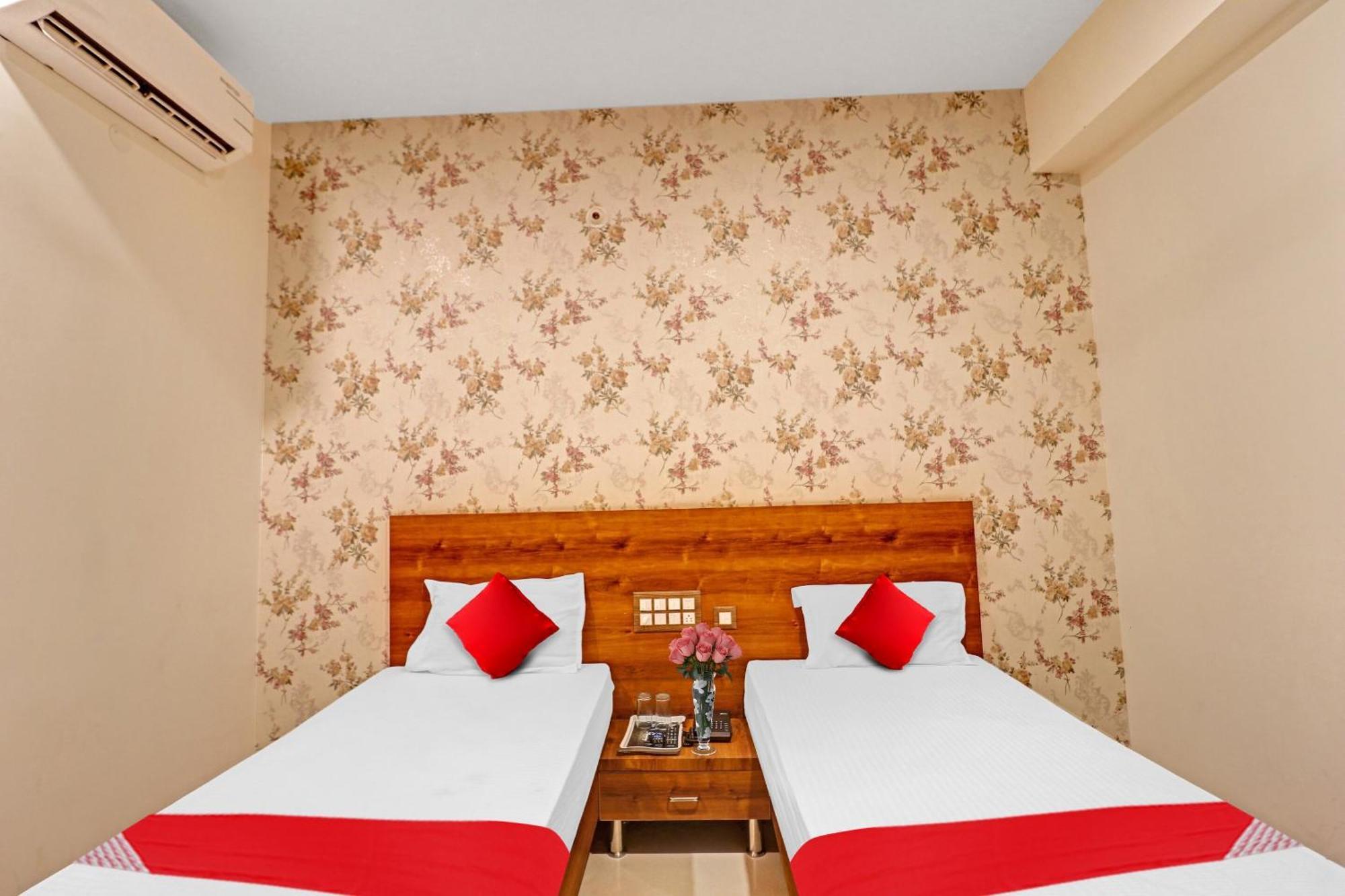 Hotel O Formula Vanivilasa Puram エクステリア 写真