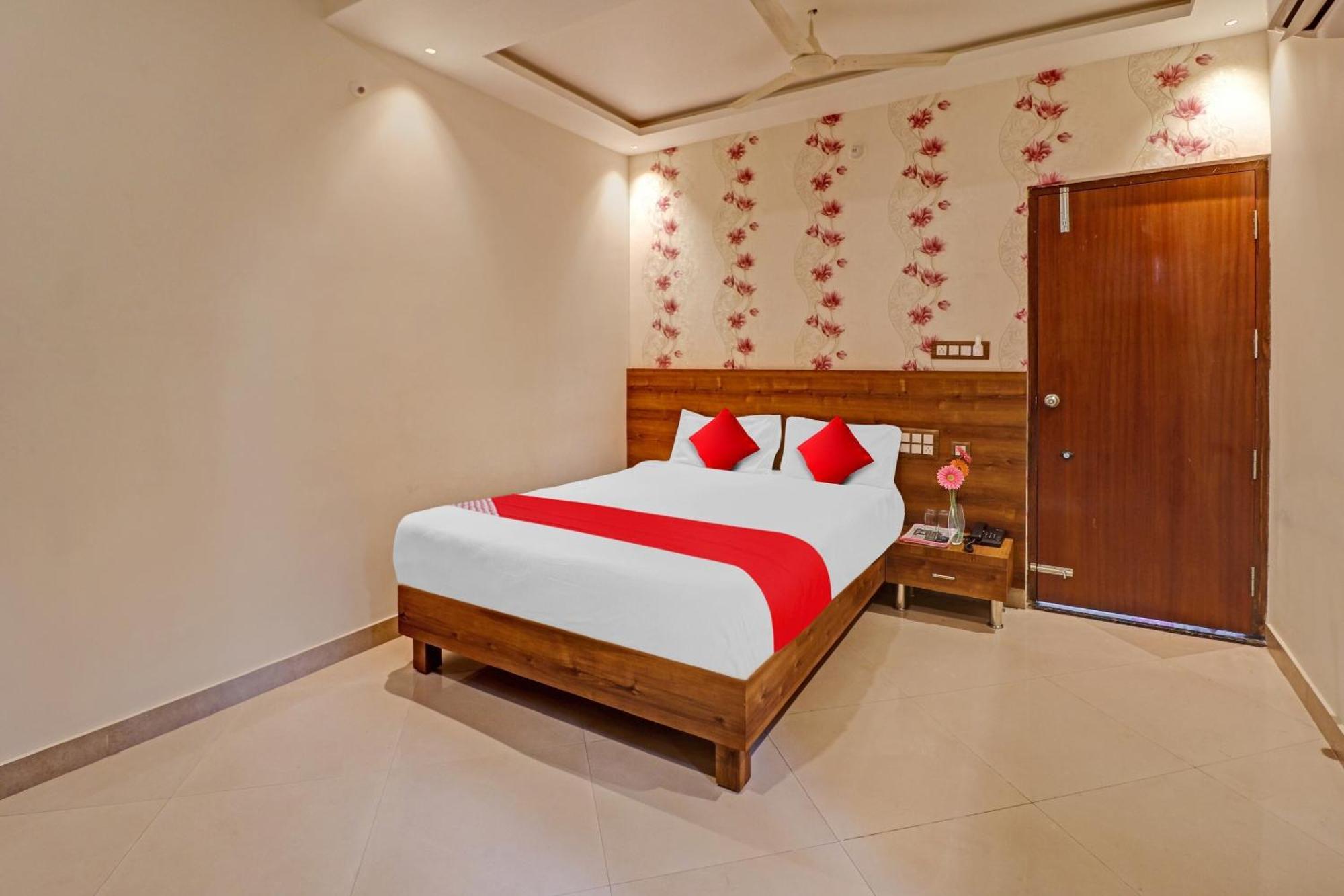 Hotel O Formula Vanivilasa Puram エクステリア 写真