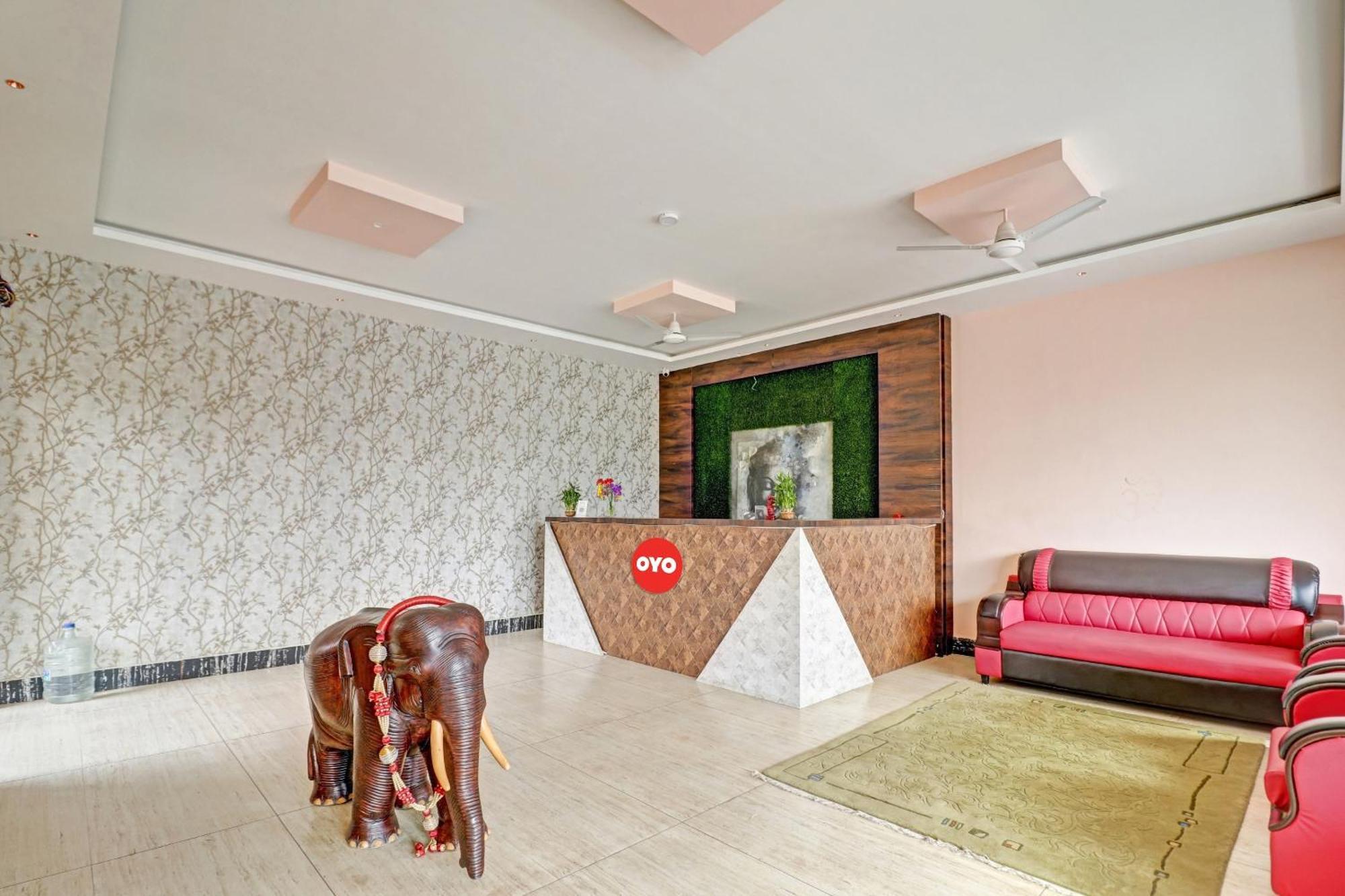 Hotel O Formula Vanivilasa Puram エクステリア 写真