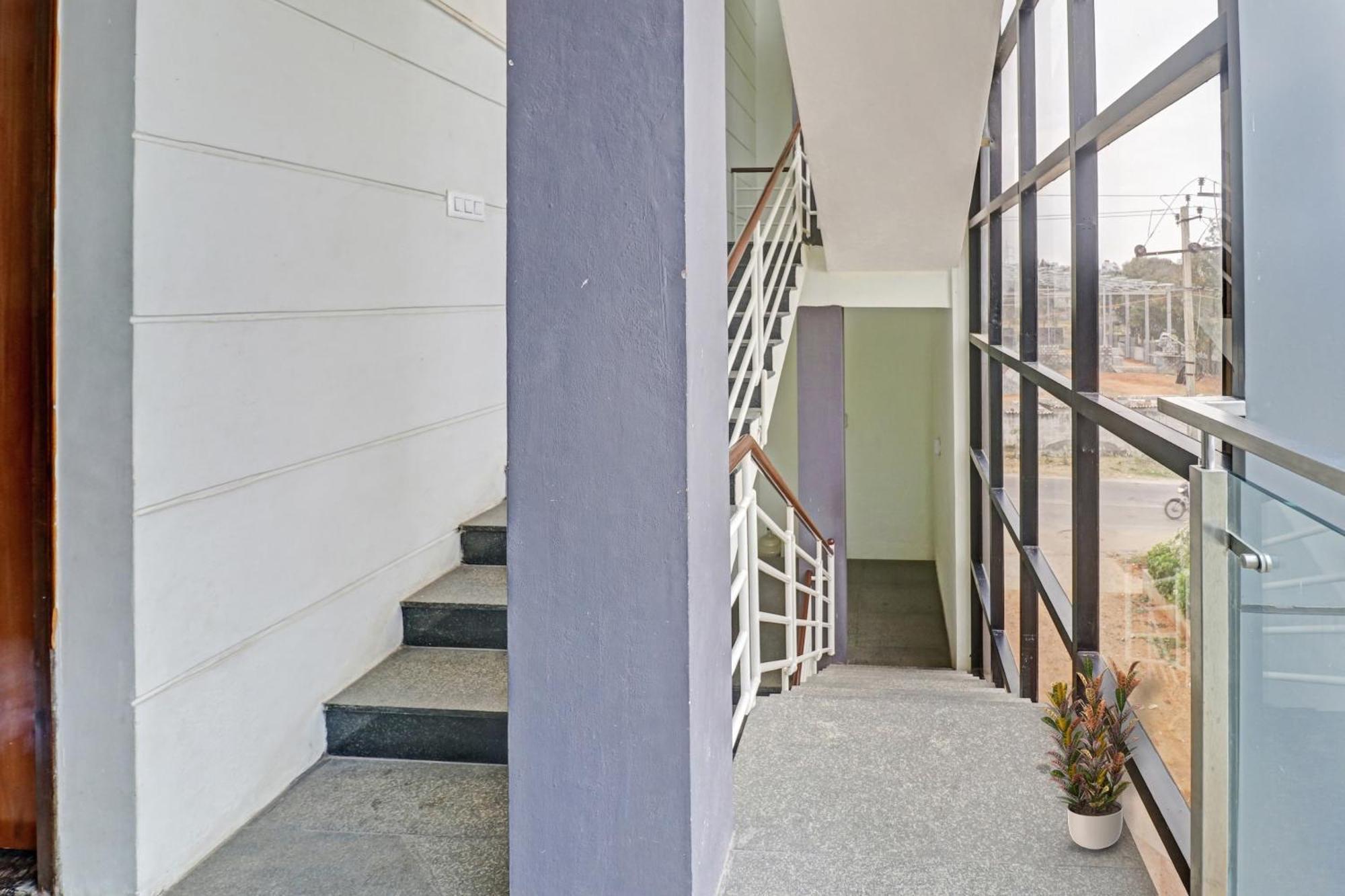 Hotel O Formula Vanivilasa Puram エクステリア 写真