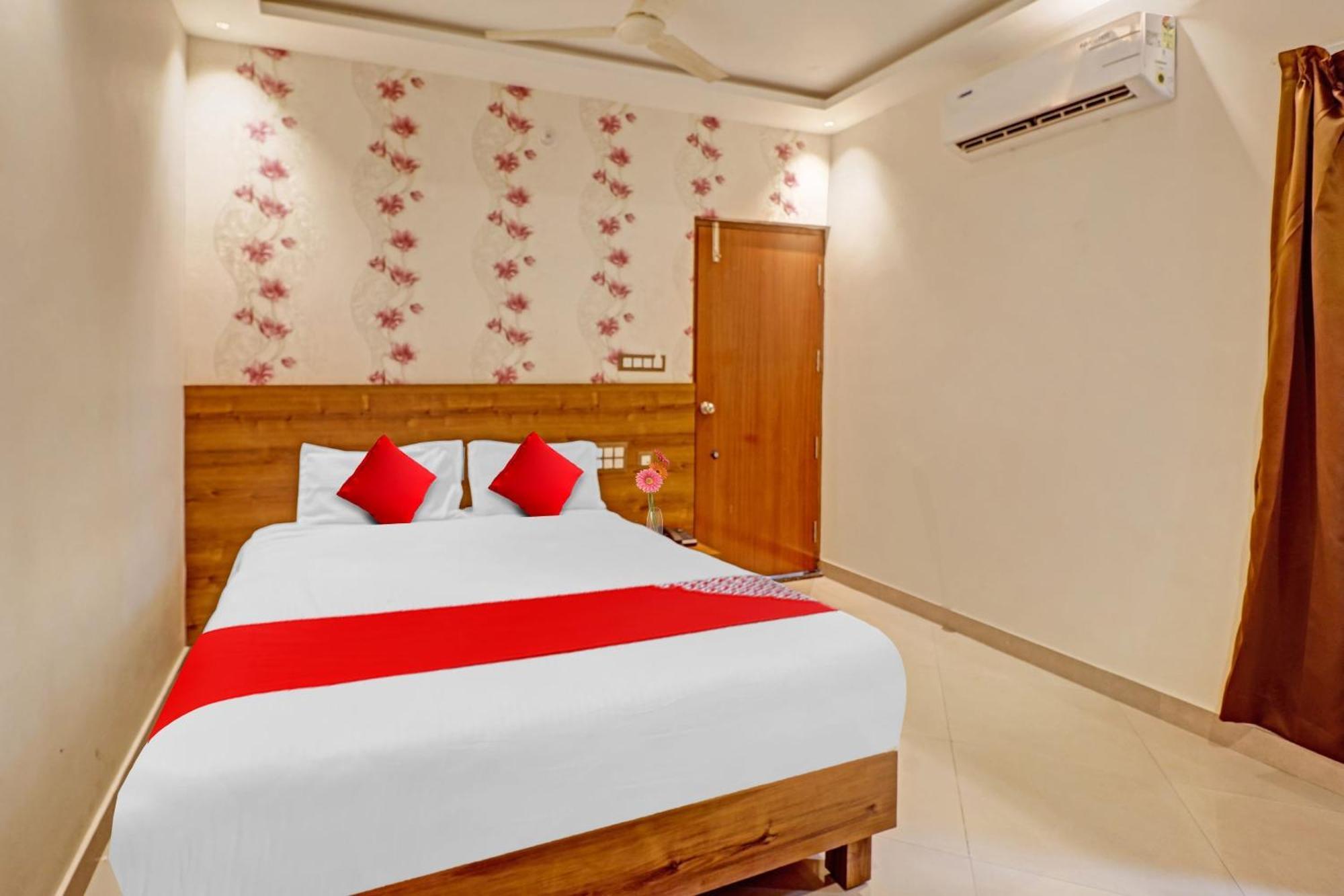 Hotel O Formula Vanivilasa Puram エクステリア 写真